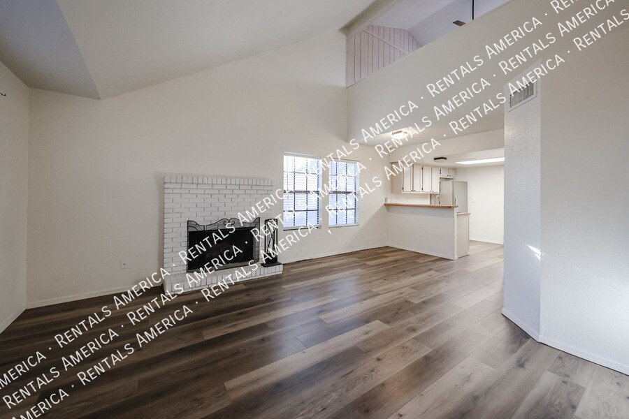 Building Photo - 6609 W Kingston Ln