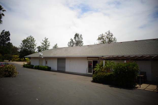 Building Photo - 28560 Lilac Rd