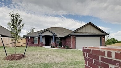 Building Photo - 7025 Hidden Trail Ln