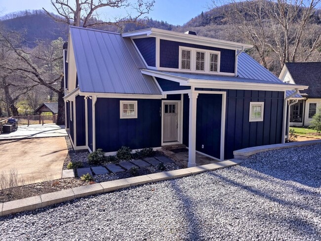 Building Photo - 151 Timpson Cove Rd