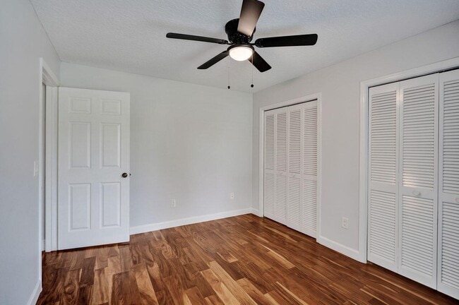 Building Photo - 1283 Barnstaple Cir