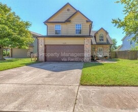 Building Photo - 1224 W 112th Dr S