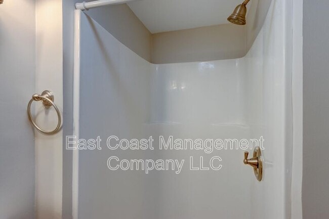 Building Photo - 8529 Ramort Dr