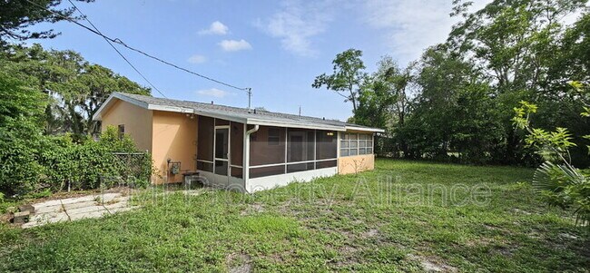 Building Photo - 616 N Hartley Cir