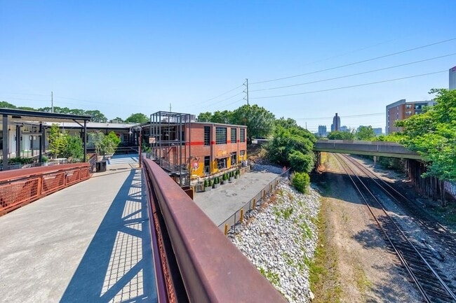 Building Photo - 1519 Layton Ln NW