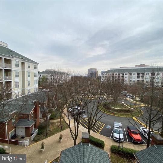 Building Photo - 1625 International Dr