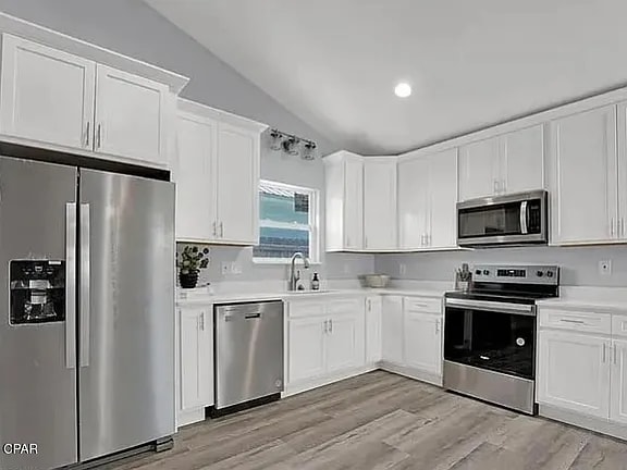 Building Photo - 104 Oleander Cir