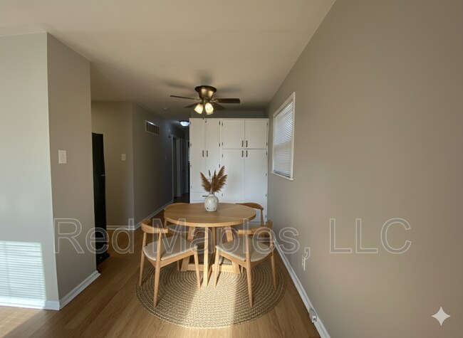 Building Photo - 7703 Alaska Ave