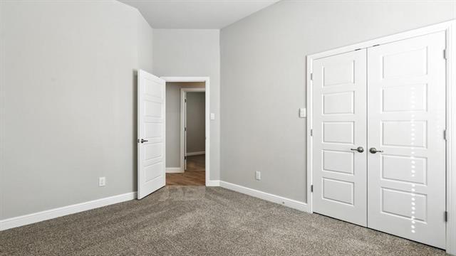 Building Photo - 302 Lelo Ln