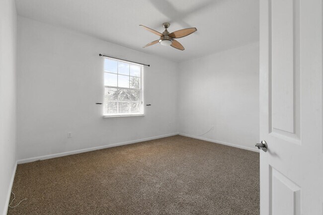 Building Photo - 175 Galicia Way