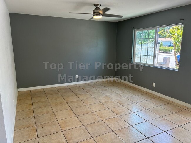 Building Photo - ***Charming 2 bed / 1 bath House in Oceans...