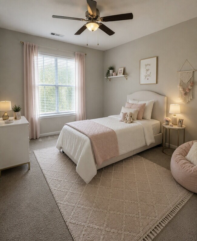 Building Photo - Luxurious 3-Bedroom Condo in Panama City, FL with Spacious Layout and Modern Amenities!