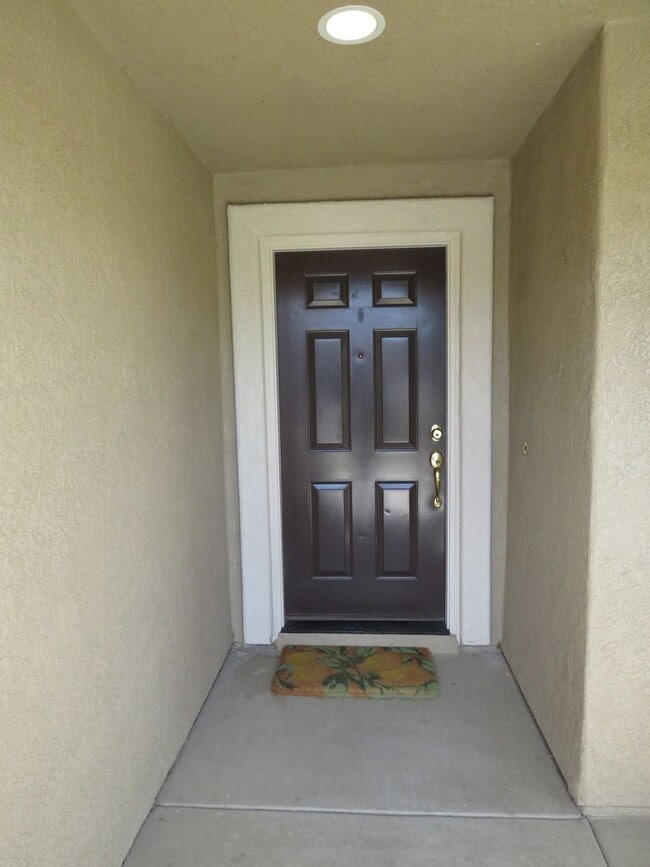 Building Photo - Beautiful River Oaks Single Story Corner Home Near Taylor Elementary School