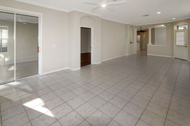 Building Photo - Pelican Pointe Annual Villa for Rent