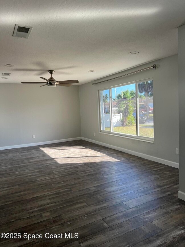 Building Photo - 1470 Morgan Dr