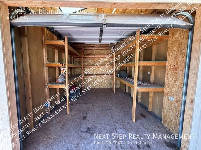 Building Photo - 11931 W Blueberry Ave