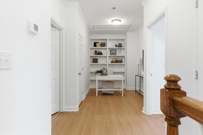 Building Photo - 124 Palm Cove Way