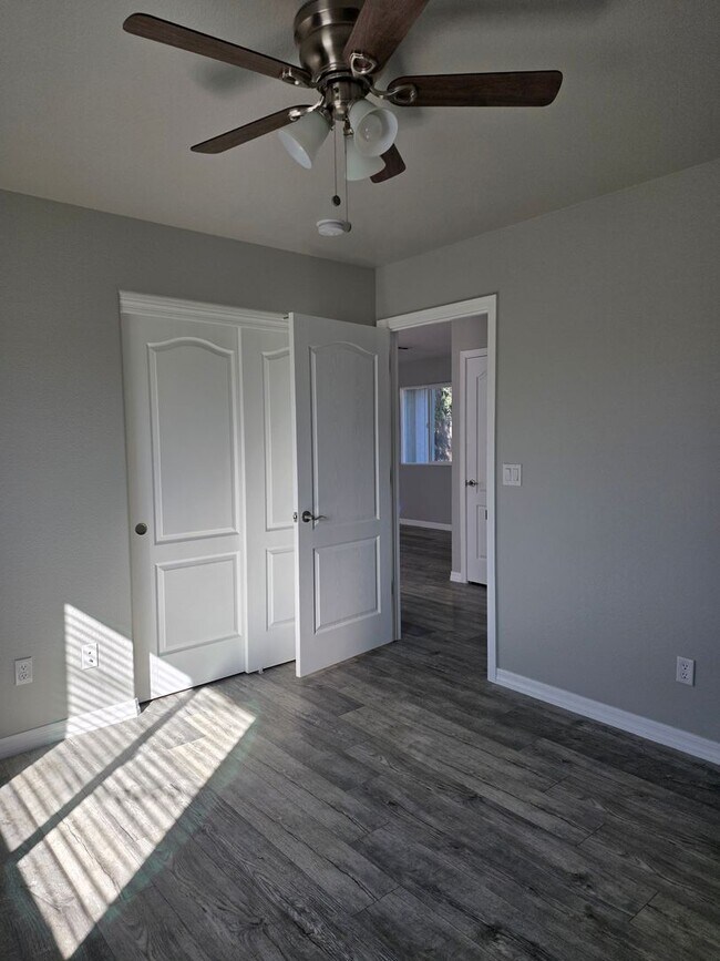 Building Photo - 2 Bed/1 Bath almost brand new in Central BHC