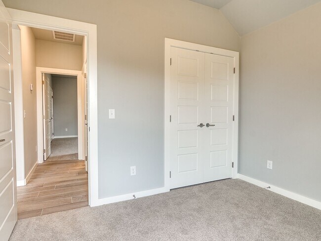 Building Photo - 17412 Braken Dr