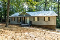 Building Photo - Irondale 4BR / 2BA Home – A Must See!