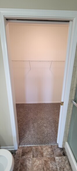 Walk in closet-primary bedroom - 7601 E 112th Ave
