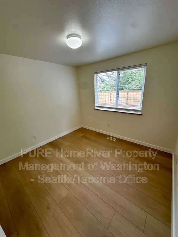 Building Photo - 23121 37th Ave E