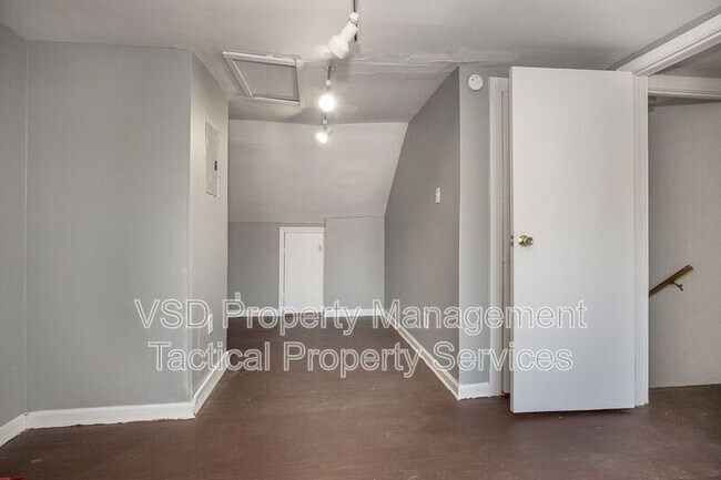 Building Photo - 14717 Milverton Rd