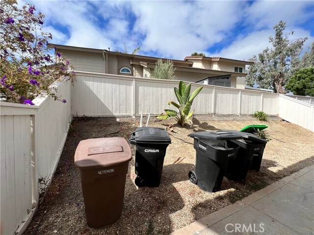 Building Photo - 28351 La Bajada