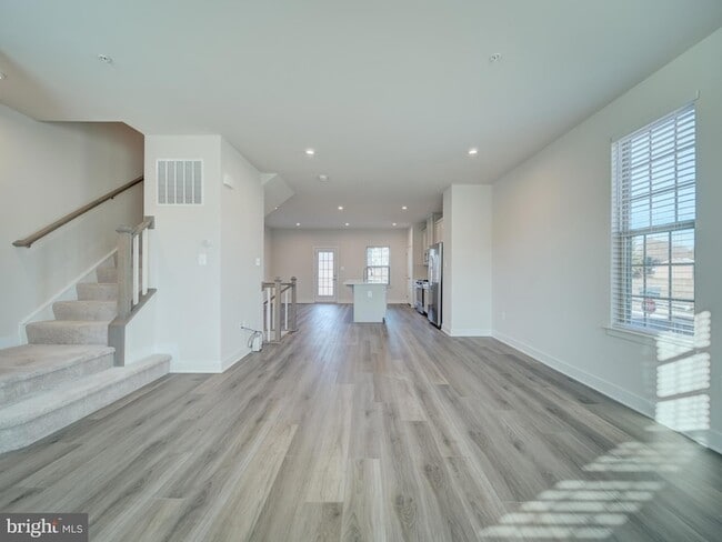 Building Photo - 9502 Autumn Berry Pl