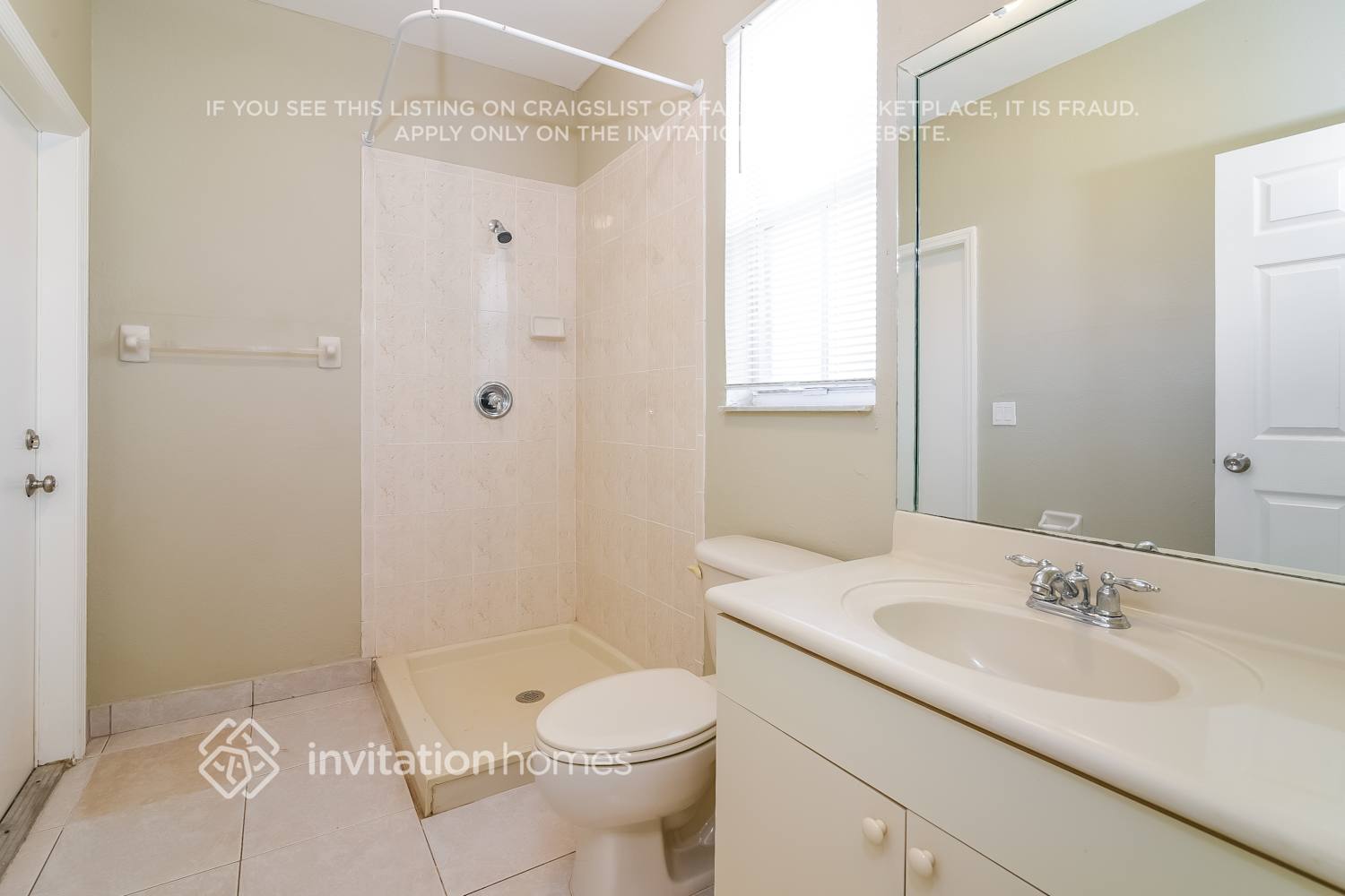 Building Photo - 16425 SW 84th St