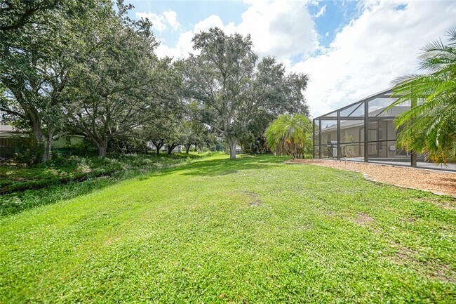 Building Photo - 2880 Vogler Ln