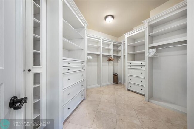Building Photo - 510 San Marco Dr
