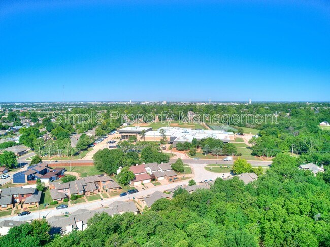Building Photo - 3716 Summer Cloud Dr