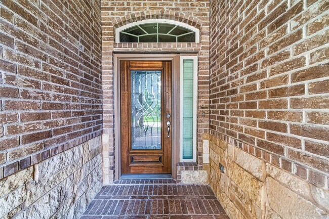 Building Photo - 111 Pheasant Run Dr