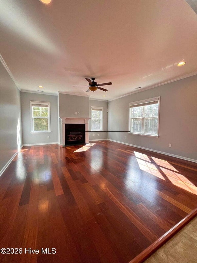 Building Photo - 121 Stone Gate