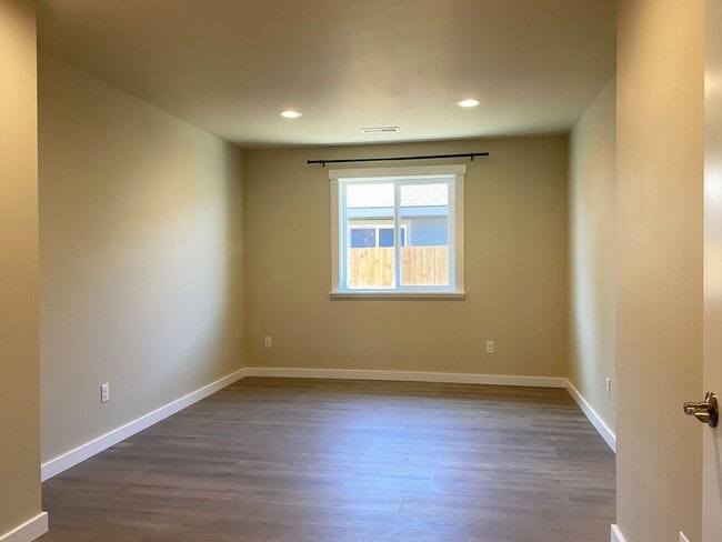 Building Photo - Brand New Construction