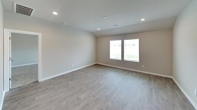 Building Photo - 4301 Moonlight Rd