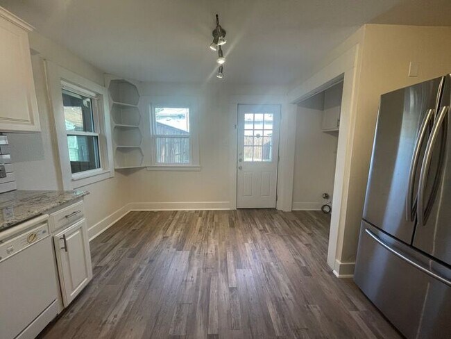 Building Photo - 2BD/2BA Bungalow in Monticello