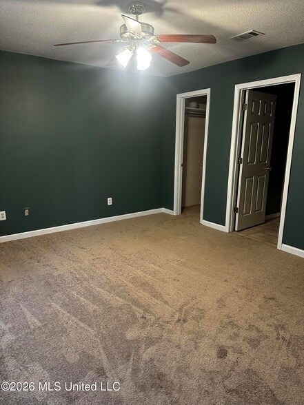 Building Photo - 22226 Red Bluff Rd