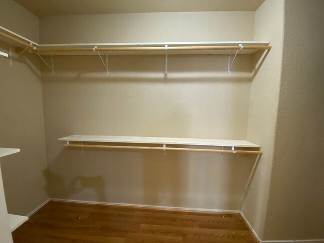 Building Photo - FALL INTO A NEW HOME WITH OUR MOVE-IN SPECIALS!