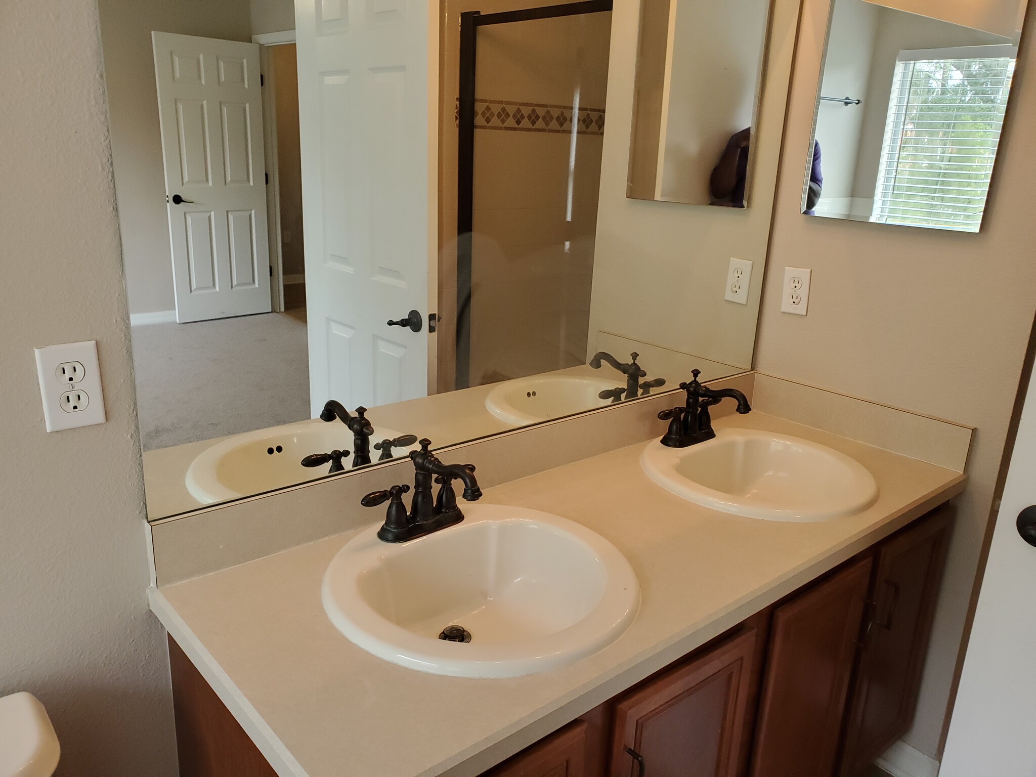 Master Bathroom - 10816 Great Carlisle Ct