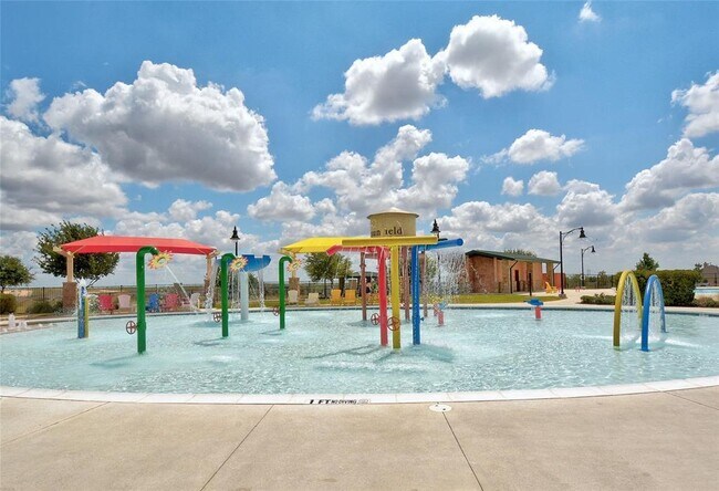 Building Photo - 419 Strawberry Blonde Dr