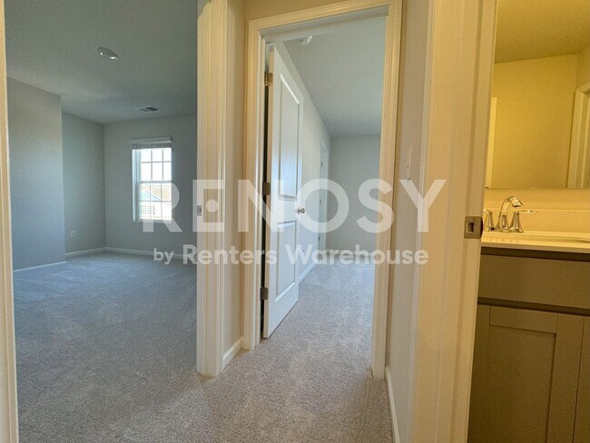 Building Photo - 10203 Chatham Run Ln