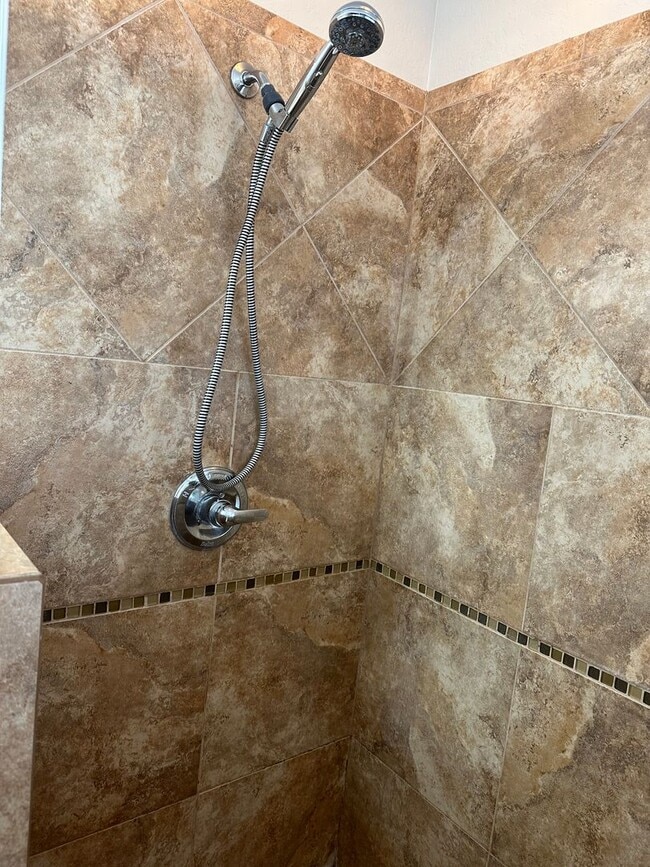 Building Photo - Great Home located in Dove Creek!$250.00 off 1st full month's rent!!!