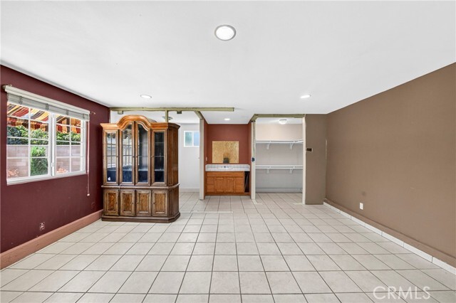 Building Photo - 14621 Dalmatian Ave