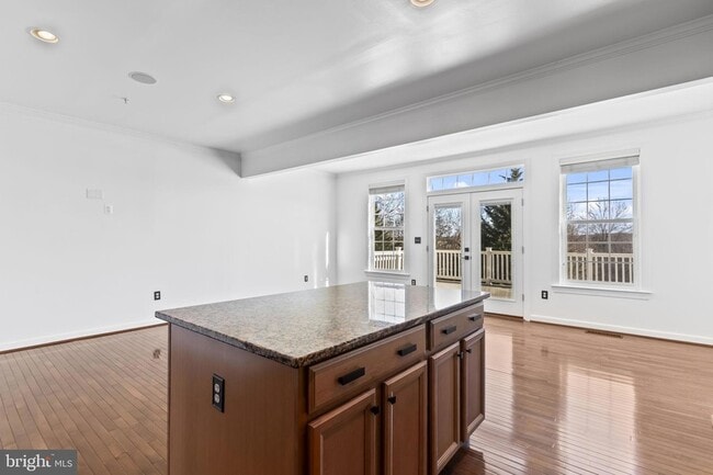 Building Photo - 518 Bolin Terrace