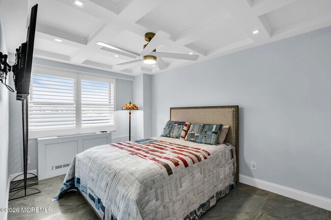 Building Photo - 28 Riverside Ave