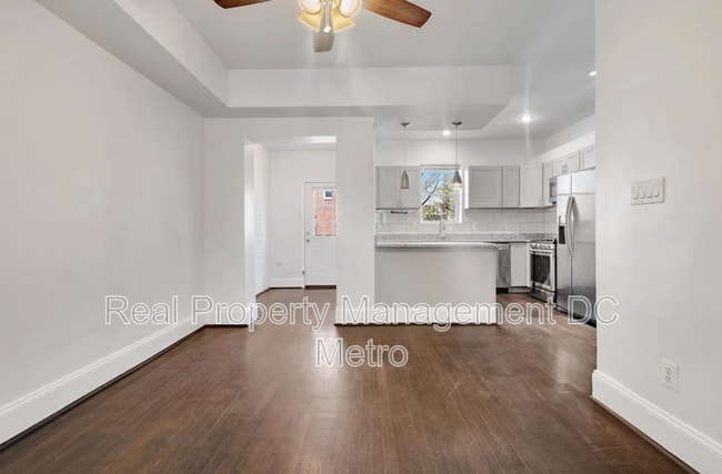 Building Photo - 1397 Sheridan St NW