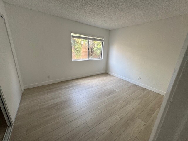 Building Photo - 5776 Rostrata Ave