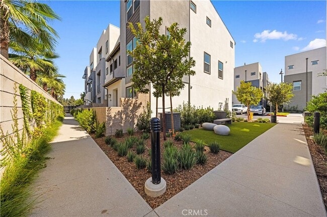 Building Photo - 119 Jessup Wy